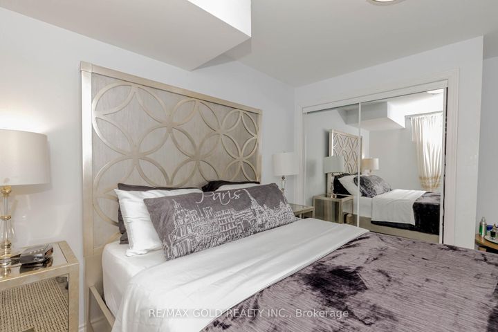 Photo 41 at 34 Folgate Crescent, Wellington North, Brampton