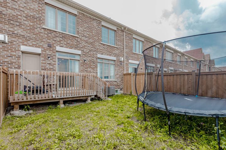 Photo 46 at 34 Folgate Crescent, Wellington North, Brampton