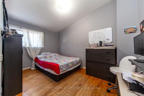Photo 35 at 71 - 456 Silverstone Drive, Clairville, Toronto