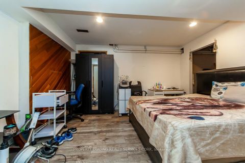 Photo 49 at 71 - 456 Silverstone Drive, Clairville, Toronto
