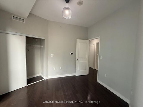 Photo 10 at 702 - 1 The Esplanade, Waterfront Communities C8, Toronto Photo 10 at 702 - 1 The Esplanade, Waterfront Communities C8, Toronto