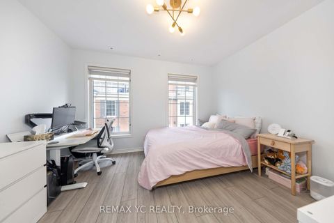 Photo 9 at 526 - 3 Everson Drive, Willowdale East, Toronto