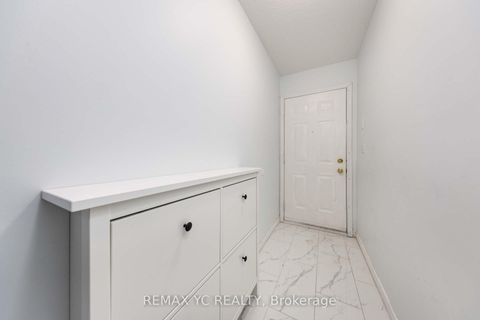 Photo 22 at 526 - 3 Everson Drive, Willowdale East, Toronto