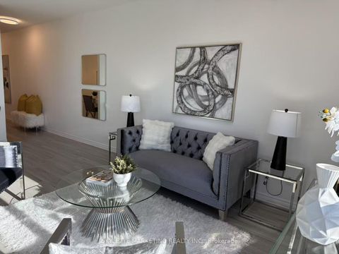 Photo 2 at 1315 - 2885 Bayview Avenue, Bayview Village, Toronto