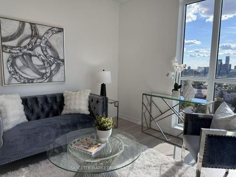 Photo 3 at 1315 - 2885 Bayview Avenue, Bayview Village, Toronto