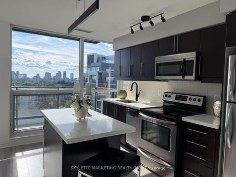 Photo 4 at 1315 - 2885 Bayview Avenue, Bayview Village, Toronto