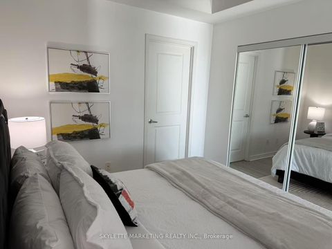 Photo 13 at 1315 - 2885 Bayview Avenue, Bayview Village, Toronto