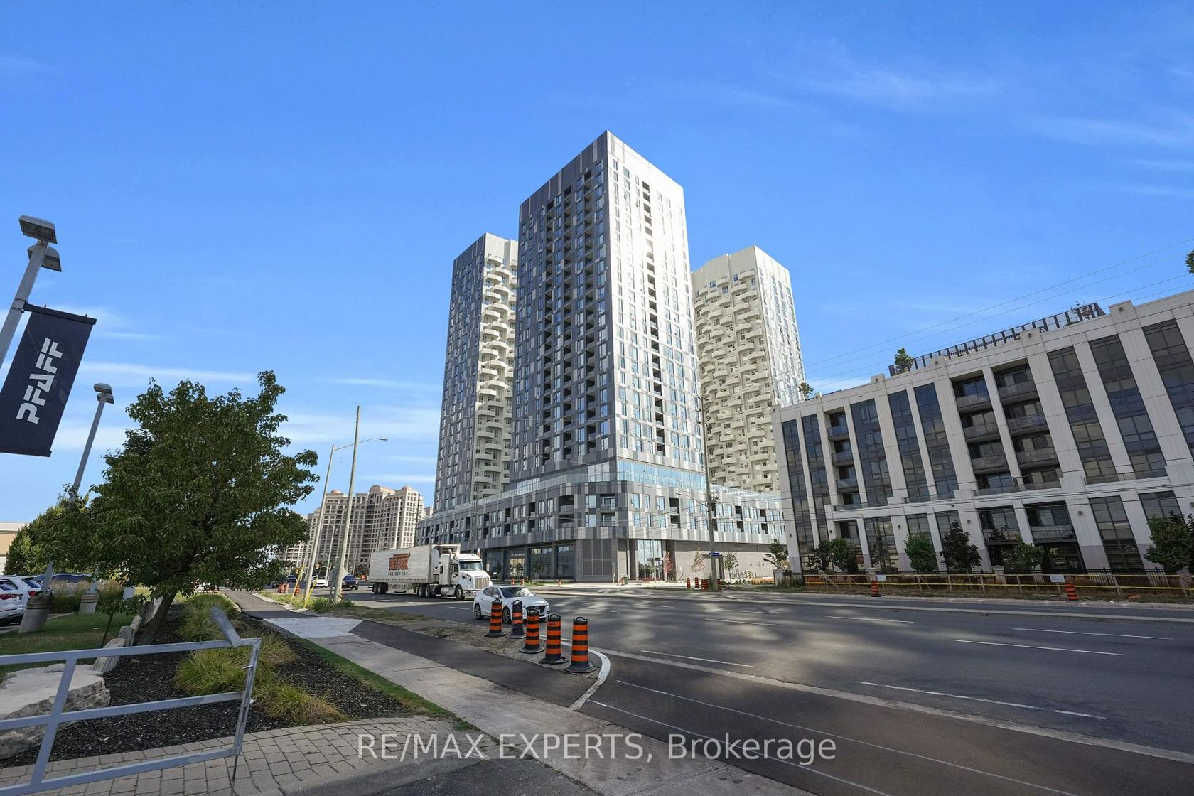 424 - 10 Abeja Street, Concord, Vaughan 