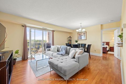 Photo 7 at 807 - 2088 Lawrence Avenue W, Weston, Toronto