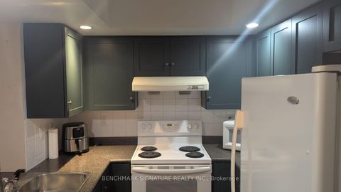 Photo 5 at 237 - 125 Omni Drive, Bendale, Toronto