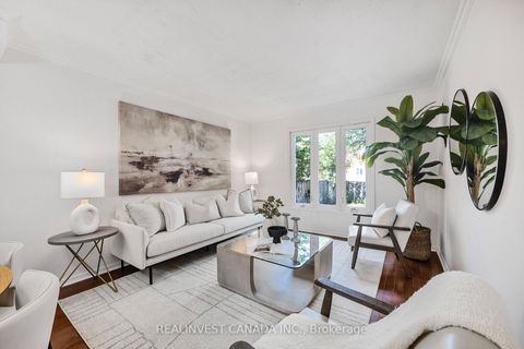 Photo 10 at 99 Carisbrooke Square, Malvern, Toronto
