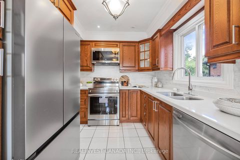 Photo 17 at 99 Carisbrooke Square, Malvern, Toronto