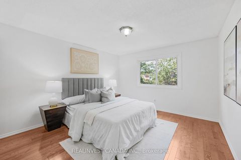 Photo 24 at 99 Carisbrooke Square, Malvern, Toronto