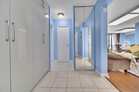 Photo 12 at 1415 - 260 Seneca Hill Drive, Don Valley Village, Toronto