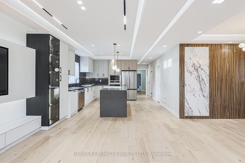 Photo 9 at 88 Inniswood Drive, Maryvale, Toronto