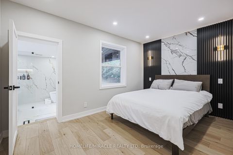 Photo 19 at 88 Inniswood Drive, Maryvale, Toronto