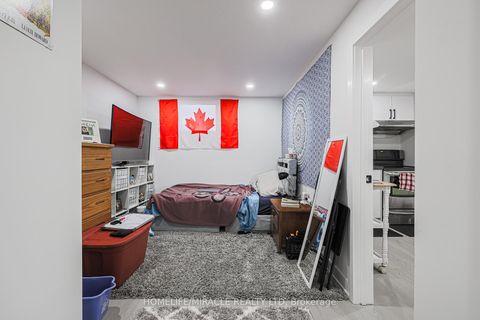 Photo 32 at 88 Inniswood Drive, Maryvale, Toronto