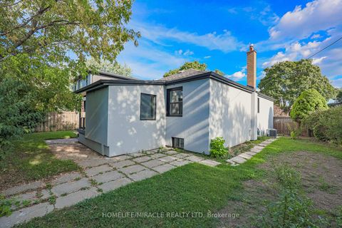 Photo 35 at 88 Inniswood Drive, Maryvale, Toronto