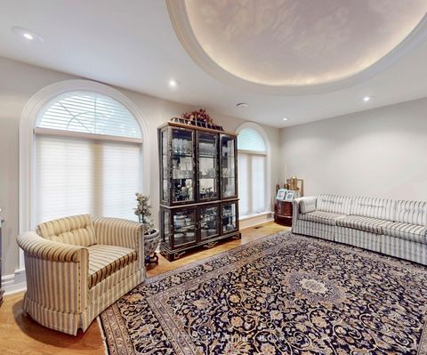 Photo 19 at 161 Renaissance Court, Beverley Glen, Vaughan