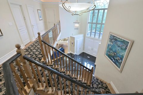 Photo 38 at 161 Renaissance Court, Beverley Glen, Vaughan