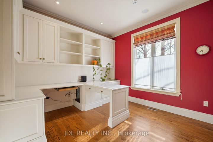 Photo 8 at 1283 Lindburgh Court, Lorne Park, Mississauga