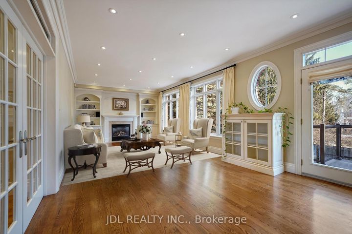 Photo 10 at 1283 Lindburgh Court, Lorne Park, Mississauga