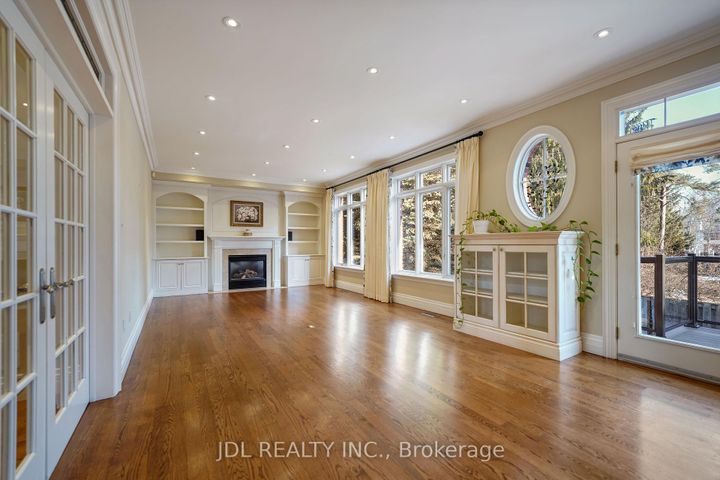 Photo 11 at 1283 Lindburgh Court, Lorne Park, Mississauga