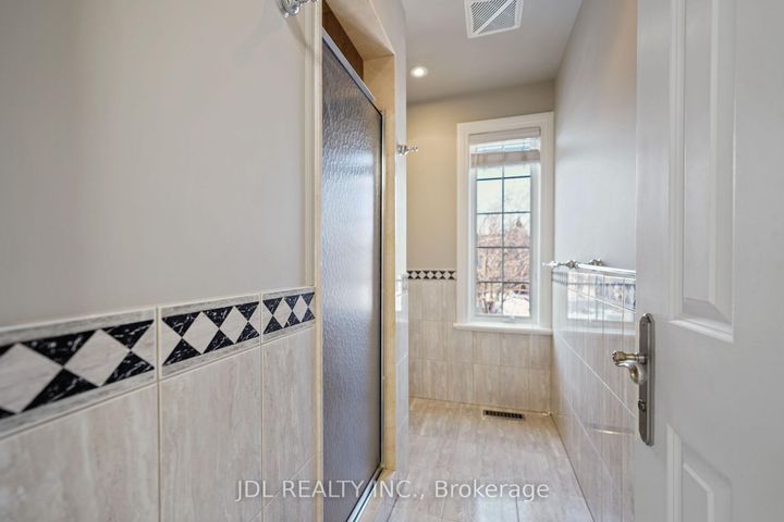 Photo 32 at 1283 Lindburgh Court, Lorne Park, Mississauga