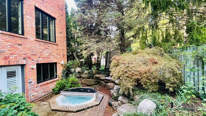 Photo 40 at 1283 Lindburgh Court, Lorne Park, Mississauga