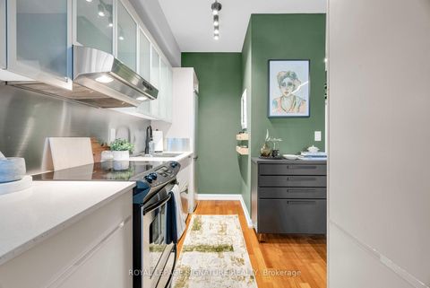 Photo 12 at 1208 - 111 Elizabeth Street, Bay Street Corridor, Toronto Photo 12 at 1208 - 111 Elizabeth Street, Bay Street Corridor, Toronto