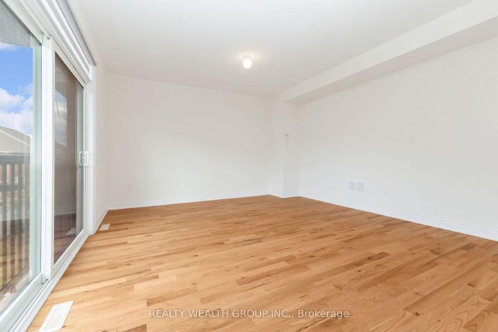 Photo 24 at 221 Tennant Circle, Vellore Village, Vaughan