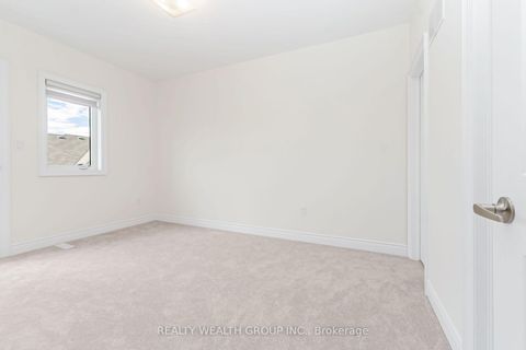 Photo 29 at 221 Tennant Circle, Vellore Village, Vaughan