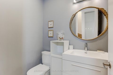 Photo 17 at TH3 - 270 Davenport Road, Annex, Toronto