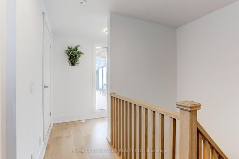 Photo 37 at TH3 - 270 Davenport Road, Annex, Toronto