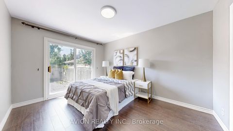 Photo 9 at 246 Beechy Drive, Crosby, Richmond Hill