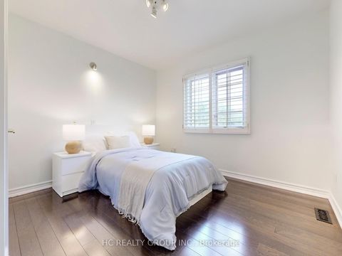 Photo 34 at 10 Cole Millway, York Mills, Toronto Photo 34 at 10 Cole Millway, York Mills, Toronto