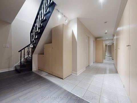 Photo 36 at 10 Cole Millway, York Mills, Toronto