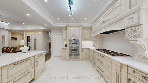 Photo 15 at 16 Crescentview Road, Bayview Hill, Richmond Hill Photo 15 at 16 Crescentview Road, Bayview Hill, Richmond Hill