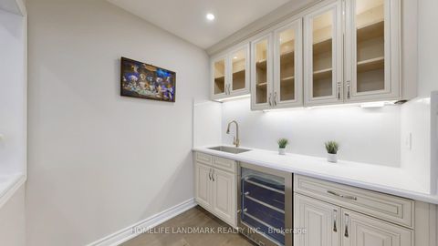 Photo 17 at 16 Crescentview Road, Bayview Hill, Richmond Hill