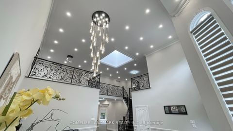 Photo 25 at 16 Crescentview Road, Bayview Hill, Richmond Hill