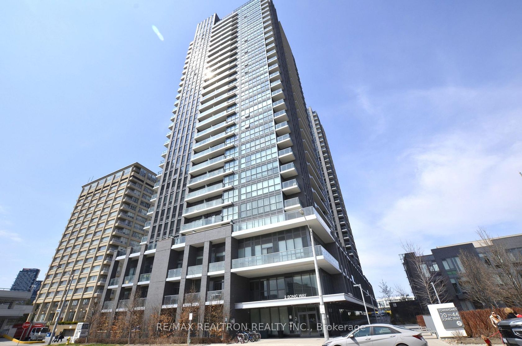 2410 - 2 Sonic Way, Flemingdon Park, Toronto 