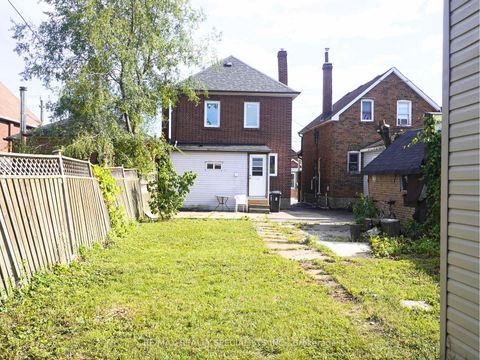 Photo 1 at 28 Bowie Avenue, Belgravia, Toronto