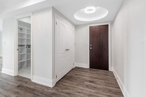 Photo 3 at 721 - 28 William Carson Crescent, Windfields, Toronto