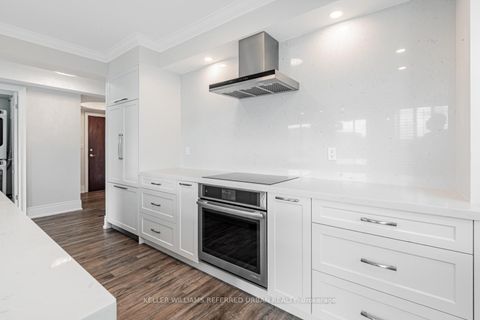 Photo 6 at 721 - 28 William Carson Crescent, Windfields, Toronto