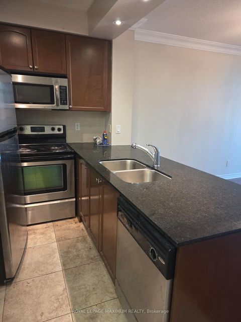 Photo 3 at 302 - 88 Promenade Circle, Brownridge, Vaughan