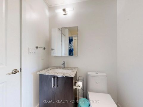 Photo 10 at 708 - 9608 Yonge Street, North Richvale, Richmond Hill
