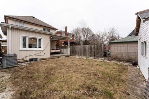 Photo 14 at 73 Buttonwood Avenue, Mount Dennis, Toronto