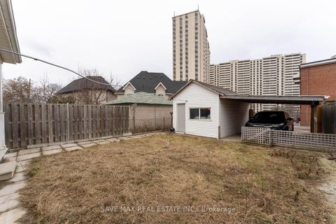 Photo 17 at 73 Buttonwood Avenue, Mount Dennis, Toronto