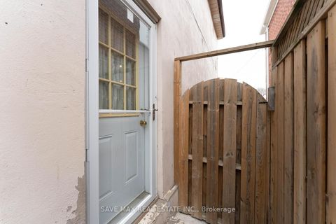Photo 19 at 73 Buttonwood Avenue, Mount Dennis, Toronto
