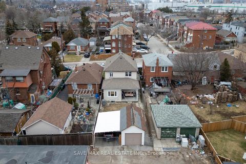 Photo 23 at 73 Buttonwood Avenue, Mount Dennis, Toronto